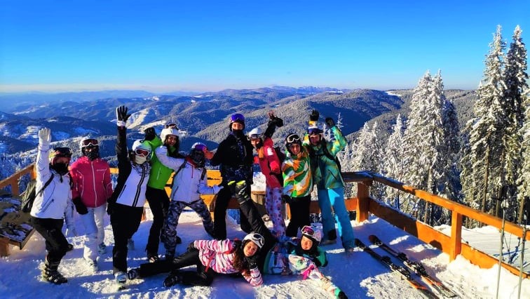 group ski photo